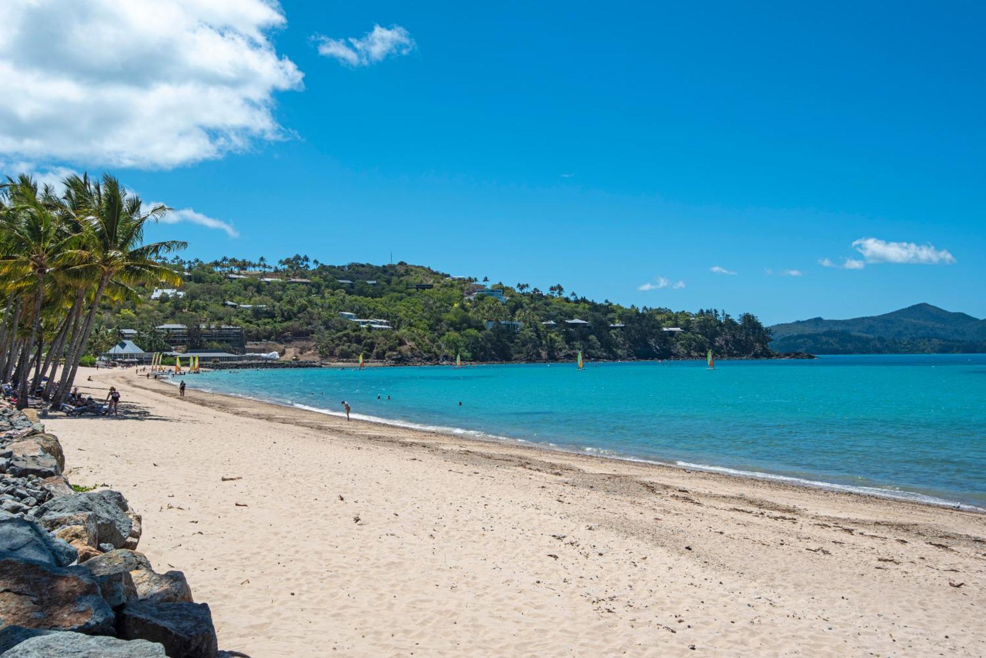 Lagoon Beachfront Lodge 202 On Hamilton Island By Hamorent Exterior photo